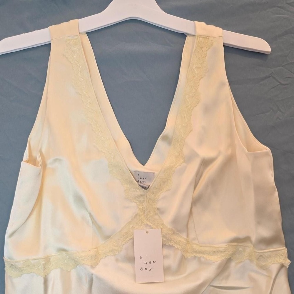 Cream satin lace trim vest top Size L